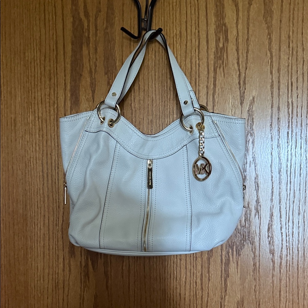 Michael Kors White Leather Shoulder Bag